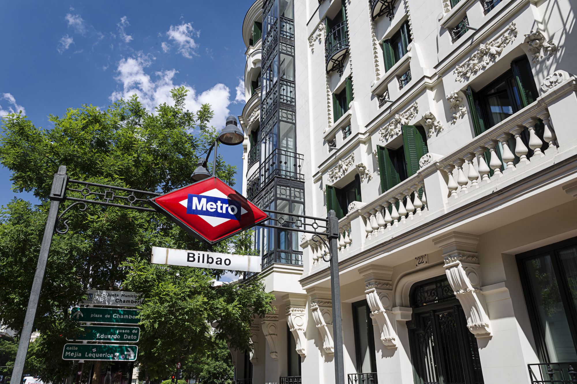 Фото One Shot Luchana 22