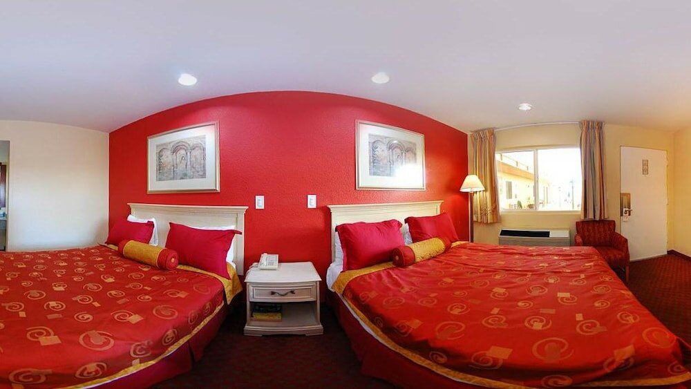 Фото Imperial Inn