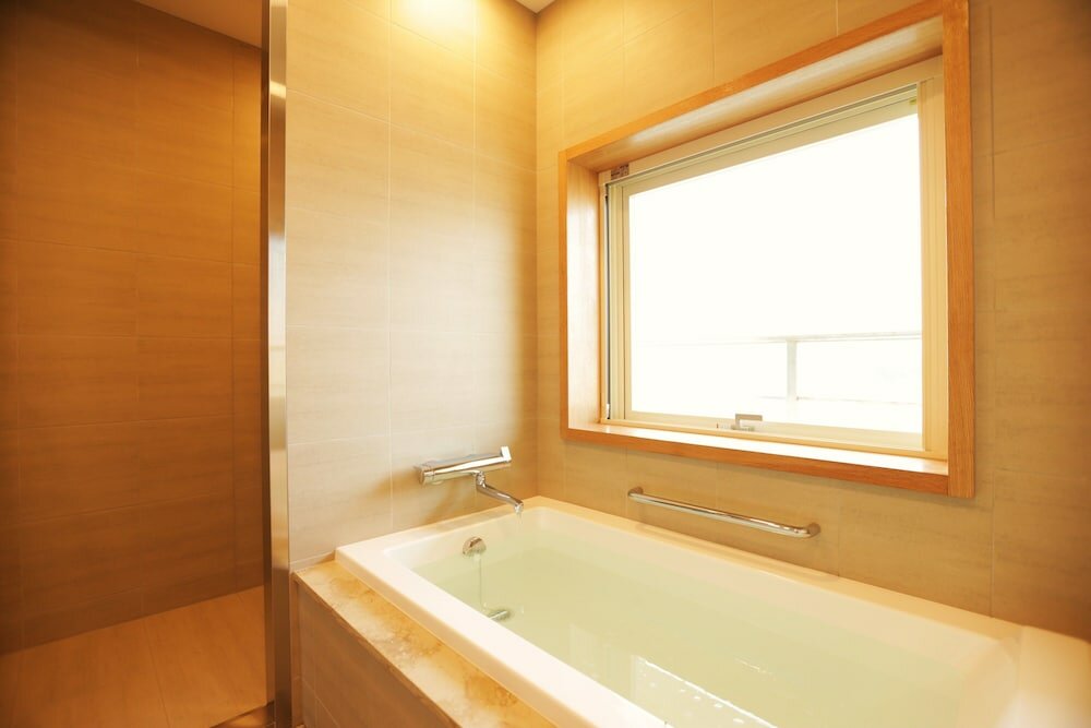 Фото Shirahama Key Terrace Seamore Residence