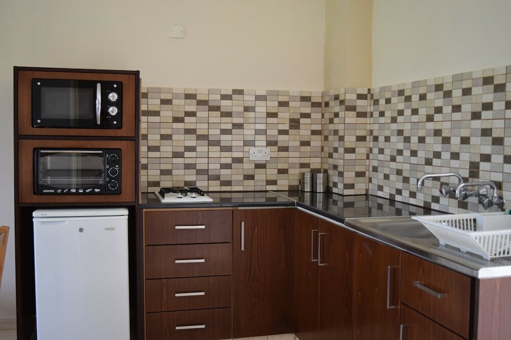 Фото Anna Hotel Apartments