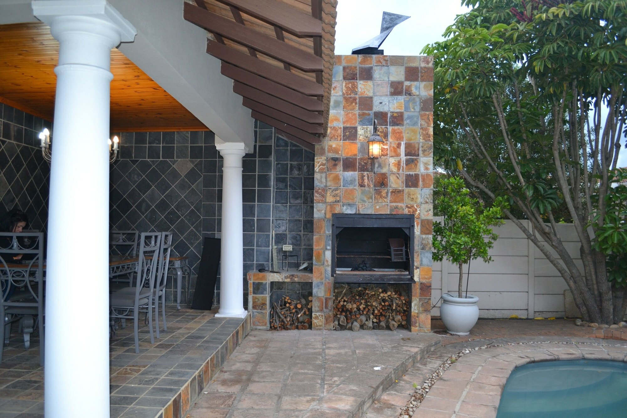 Фото A Smart Stay Apartments