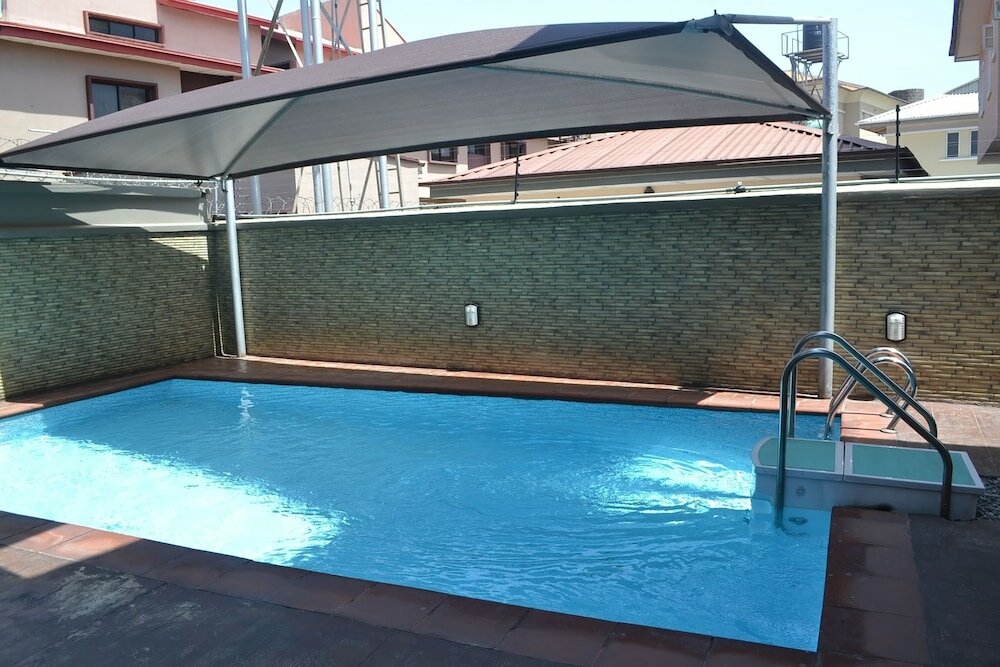 Фото Tudor House Hotel