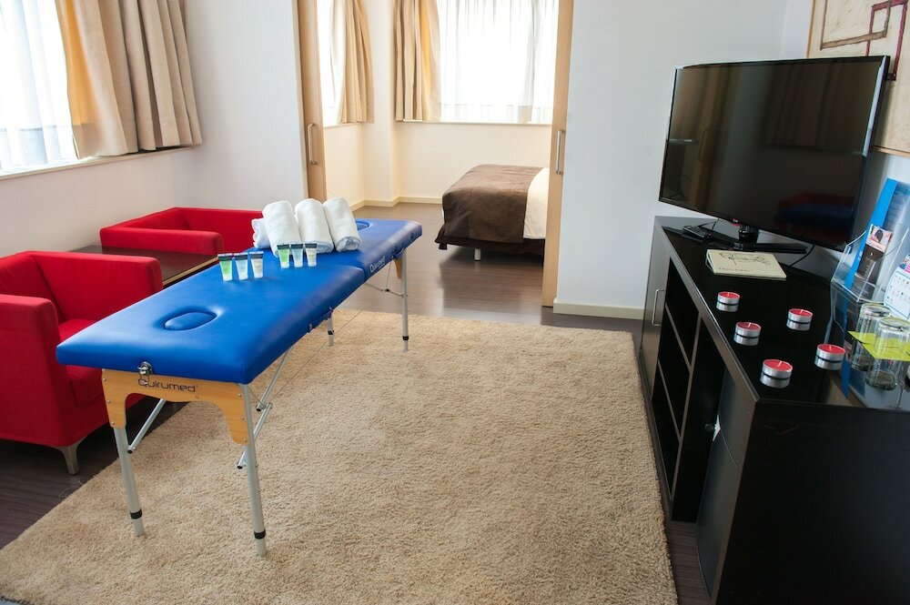 Фото Hotel Silken Puerta de Valencia