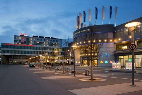 Гостиница Ramada Encore by Wyndham Geneva