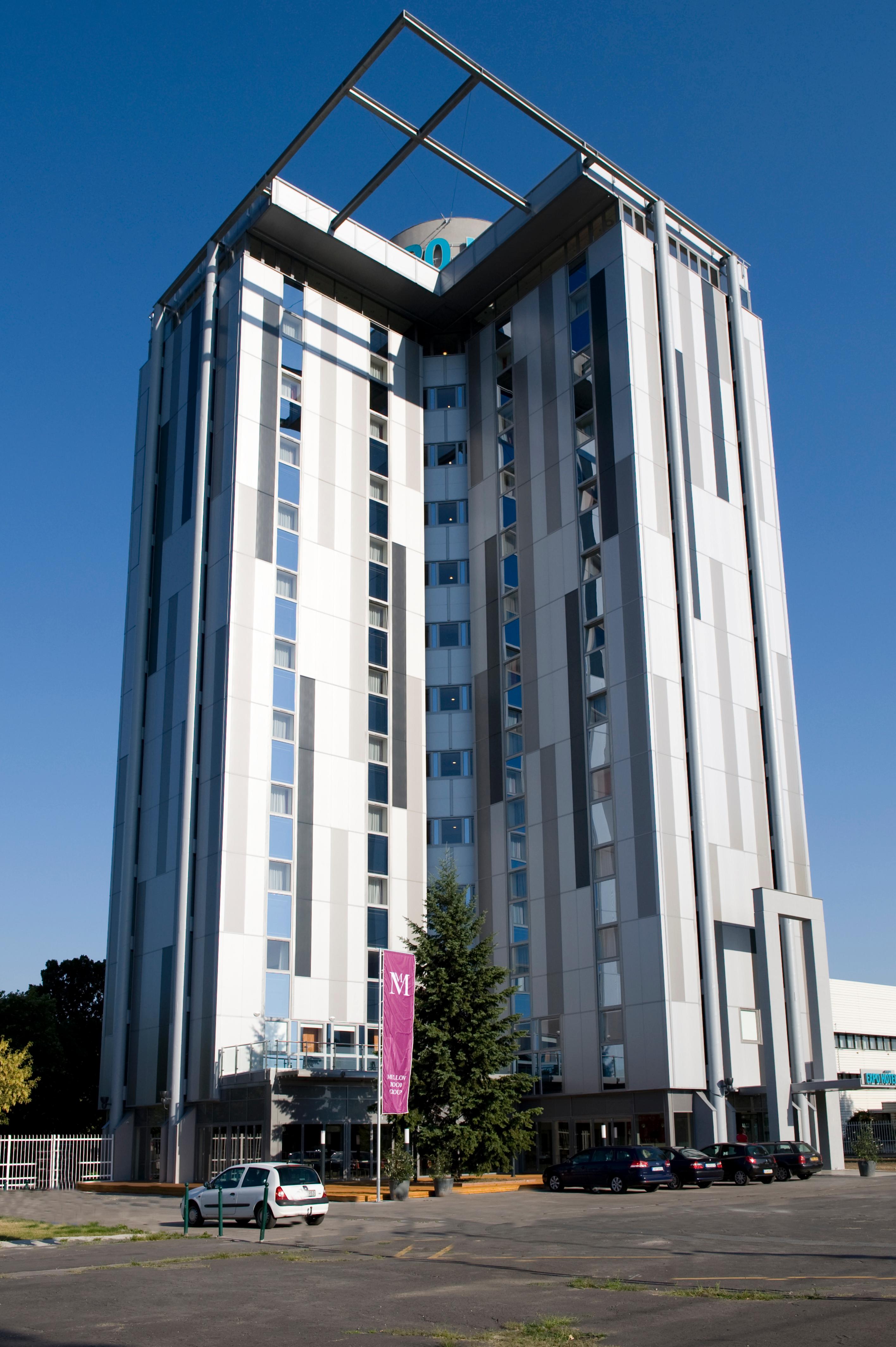 Фото Expo Tower by Mellow Mood Hotels