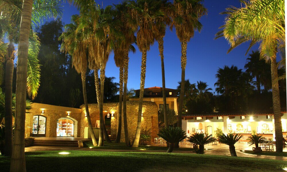 Фото Baia Degli Dei