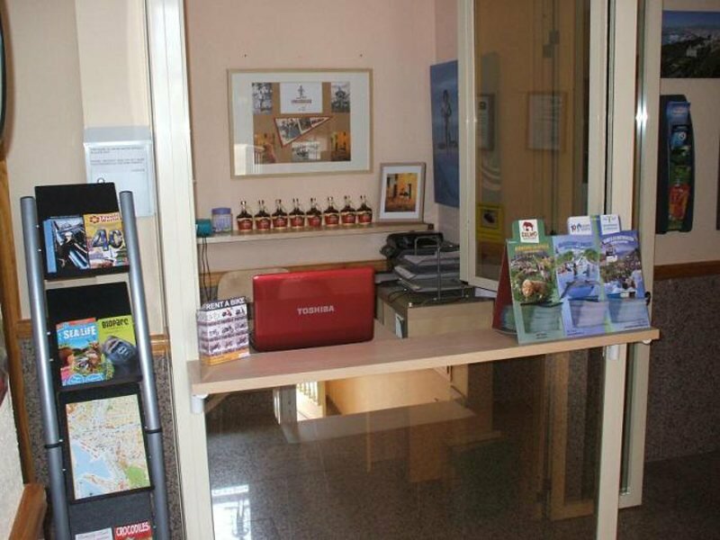 Фото Apartamentos El Cenachero