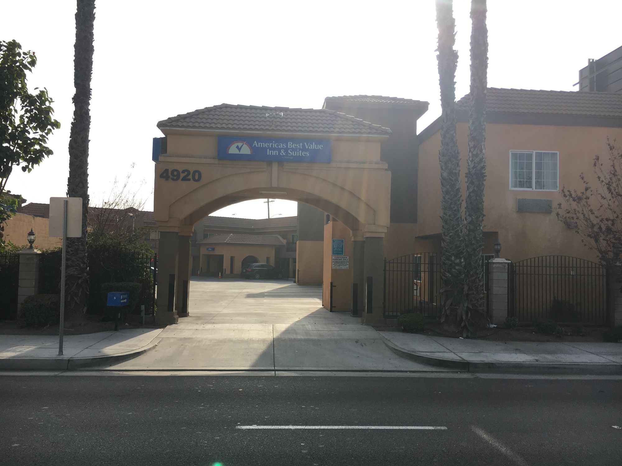 Фото Motel 6 South Gate, Ca