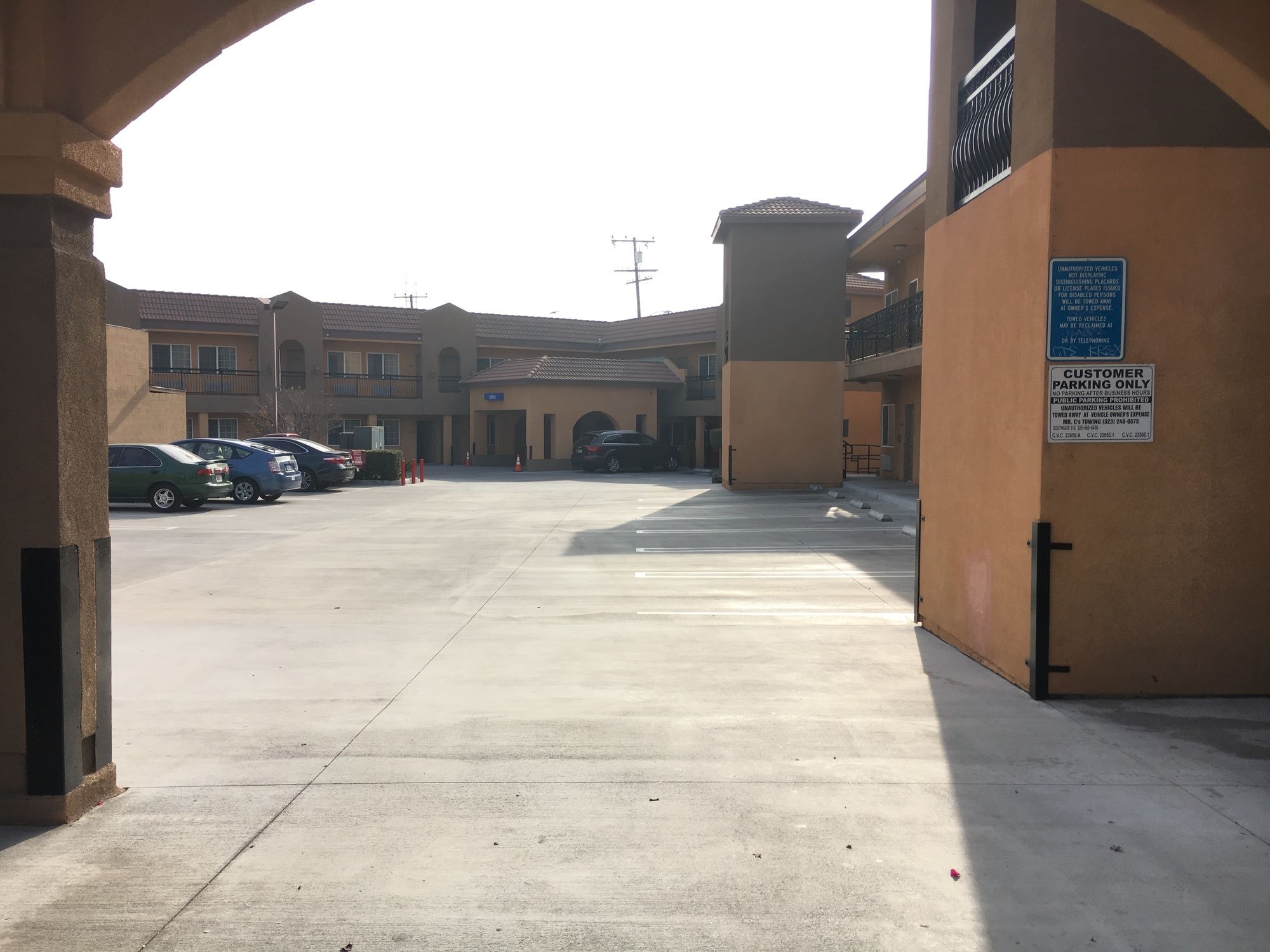 Фото Motel 6 South Gate, Ca