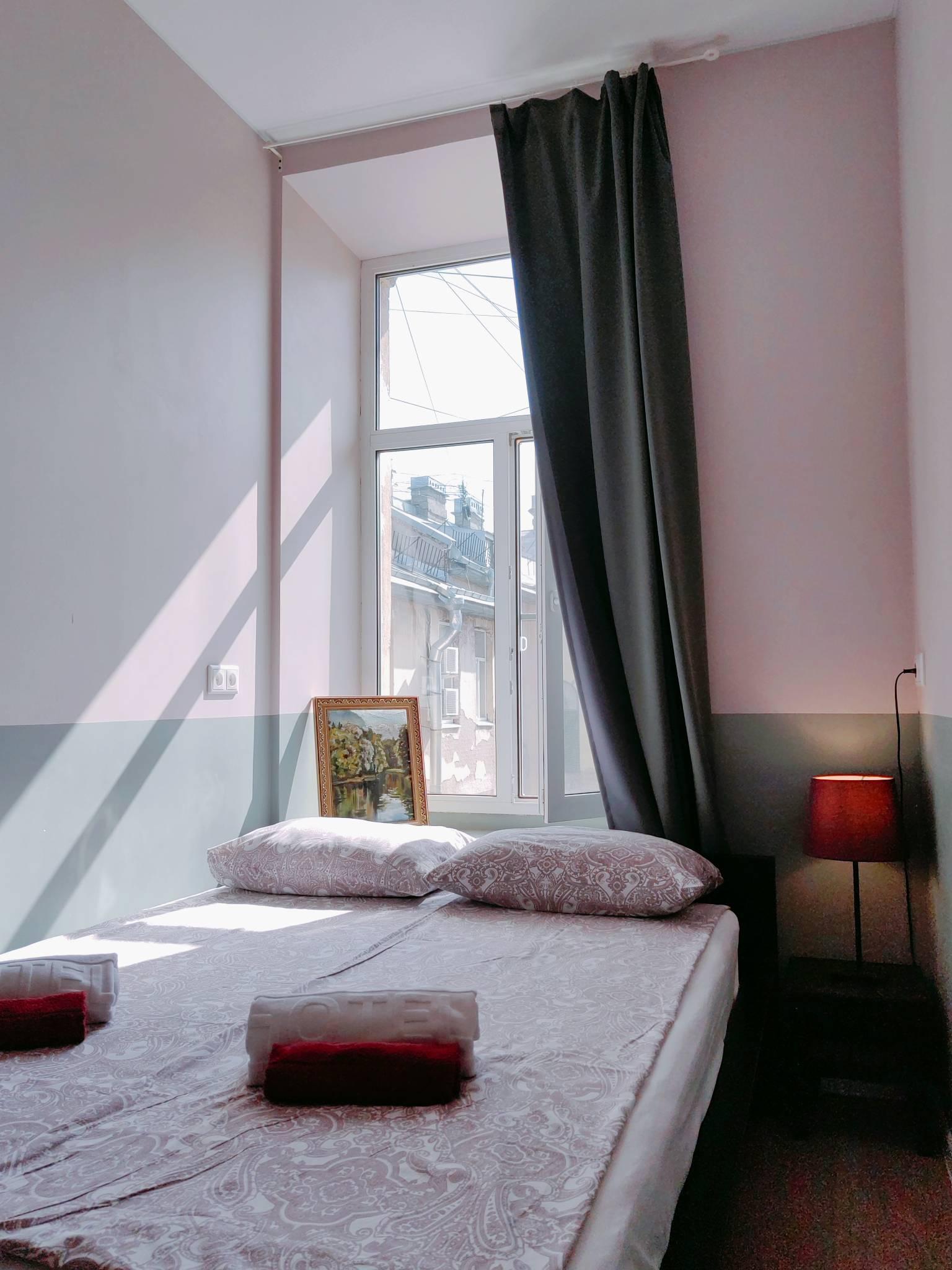 Фото У Эрмитажа