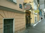 Karavannaya 5 (Italyanskaya Street, 31), hotel