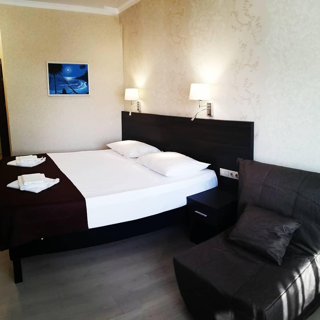 Фото Шамси Холл