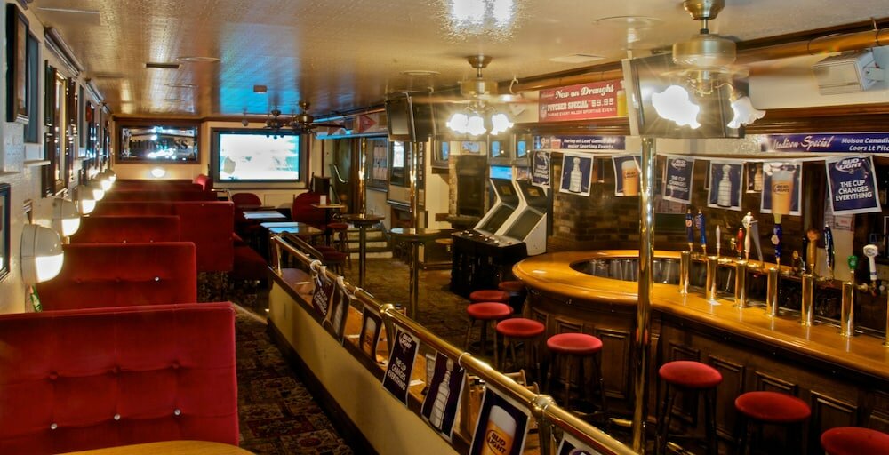 Фото Madison Manor Boutique Hotel