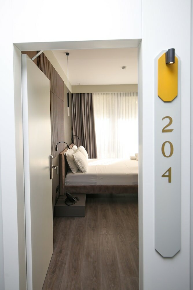 Фото Charm Hotel
