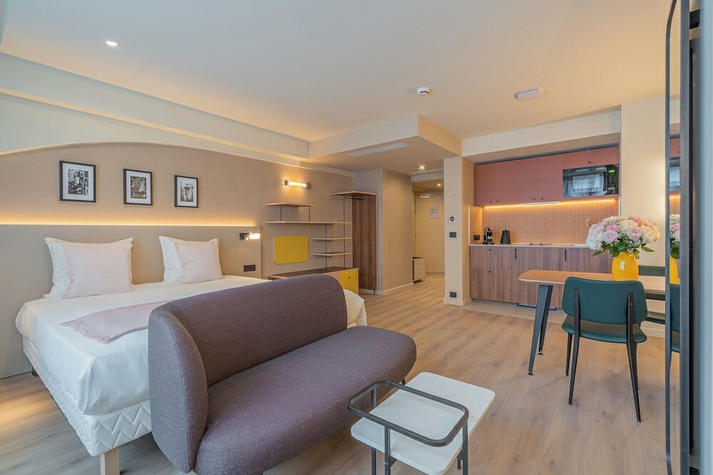 Фото Yuna Montmartre - ApartHotel