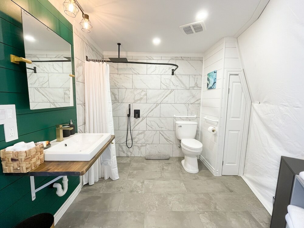Фото Port Wade Glamping Domes