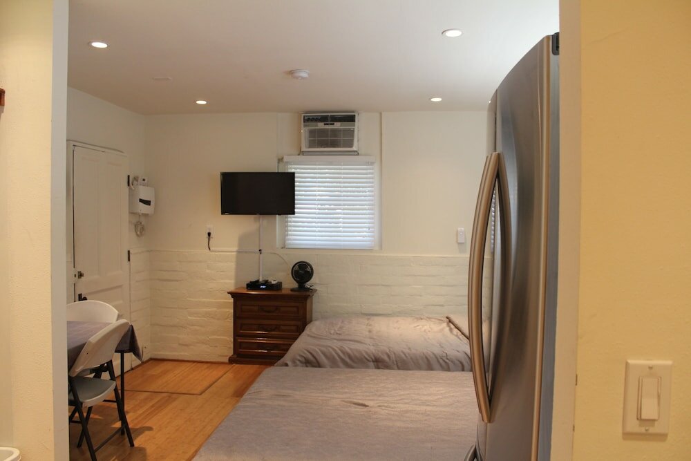 Фото Jewel West La Santa Monica