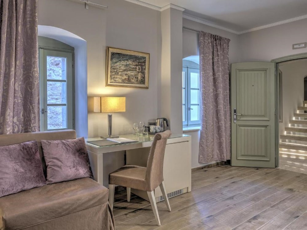 Фото Fiscardonna Luxury Suites