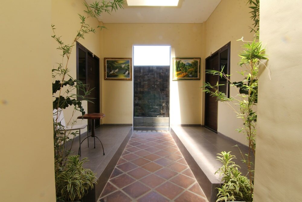 Фото Hotel Mandari