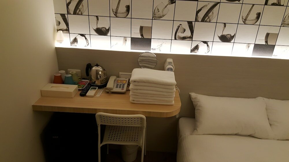 Фото Honey Prince Hotel