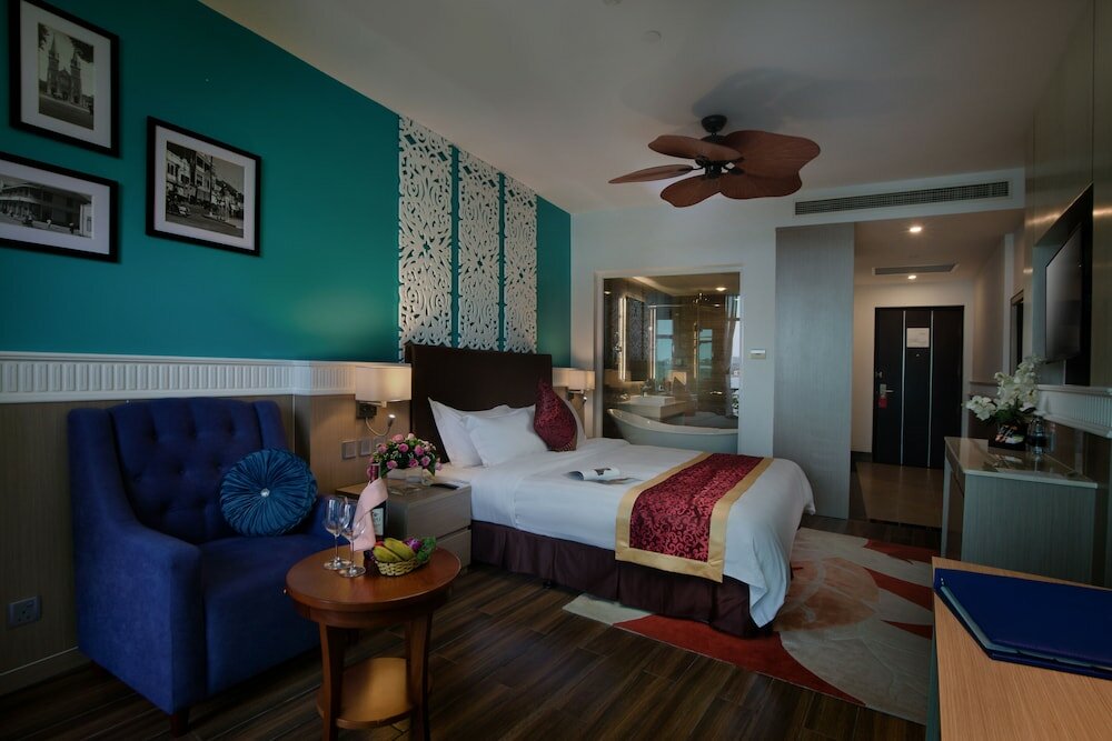 Фото The Hanoi Club Hotel & Residences