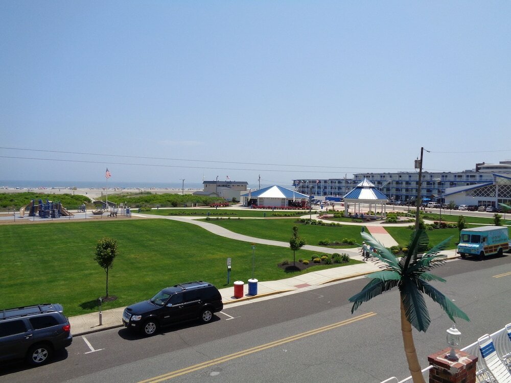 Фото Diamond Crest Motel