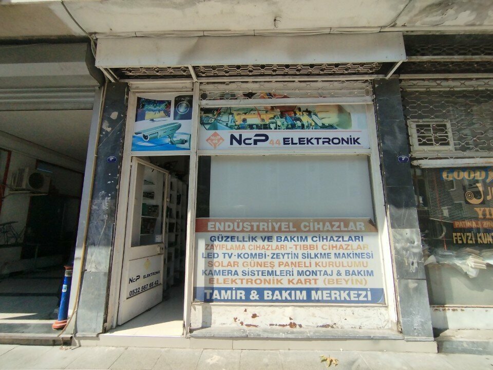 Electronic devices and components Ncp 44, Izmir, photo