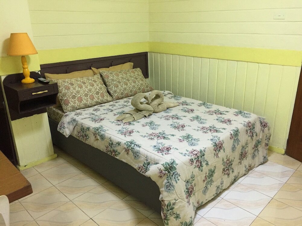 Фото Hayward Travel Inn