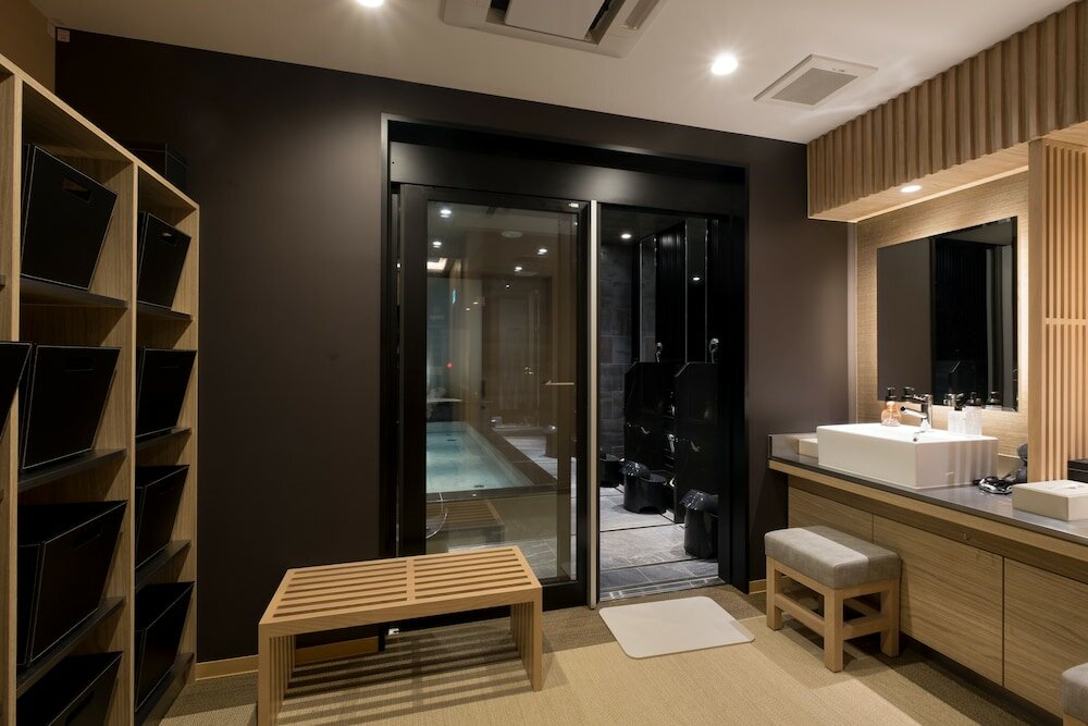 Фото Hotel Cargo Shinsaibashi