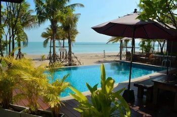 Фото Chidlom Resort