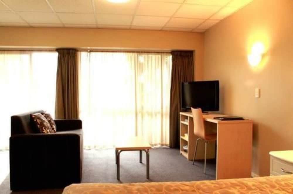 Фото Manukau Motor Lodge