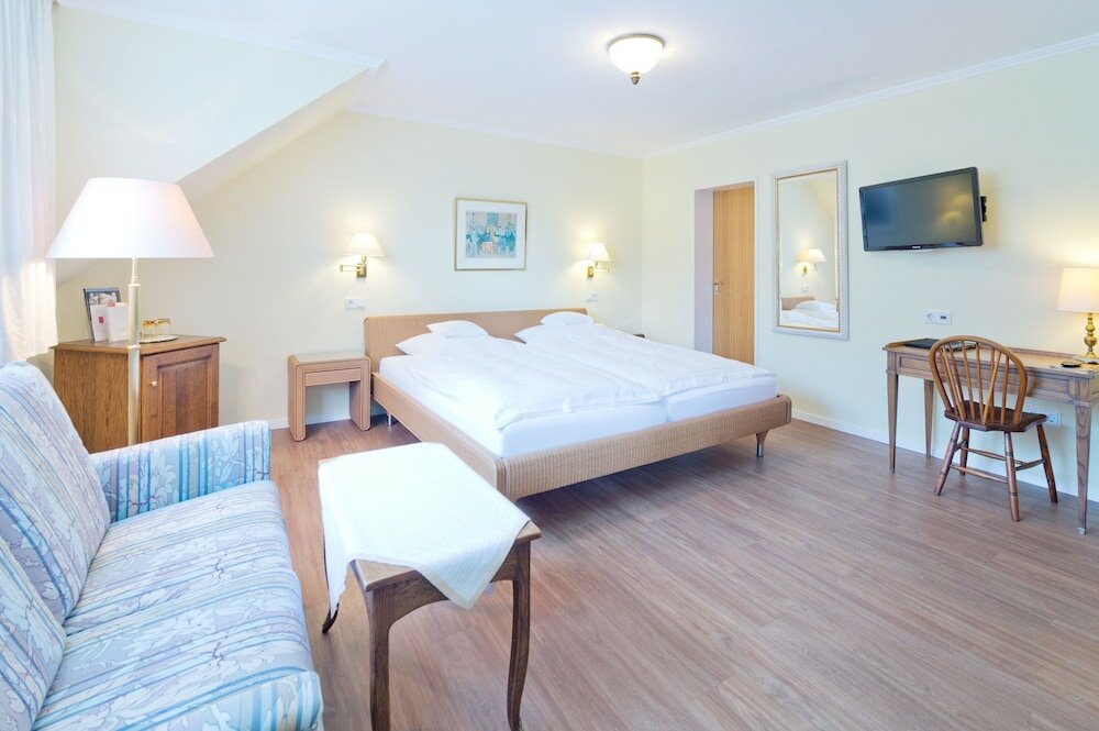 Фото Romantik Waldhotel Mangold