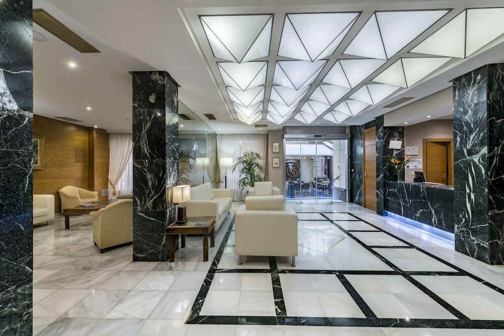 Фото Hotel Porcel Navas