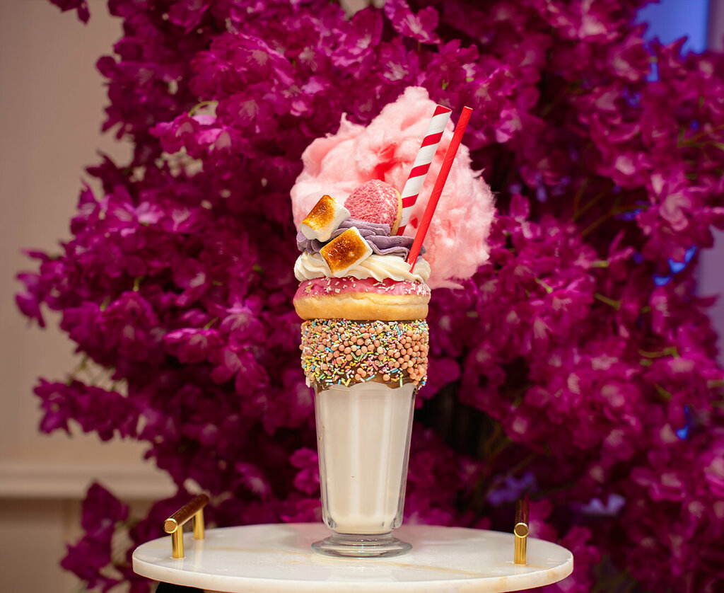 Cafe Lonia Cafe, Ortahisar, photo