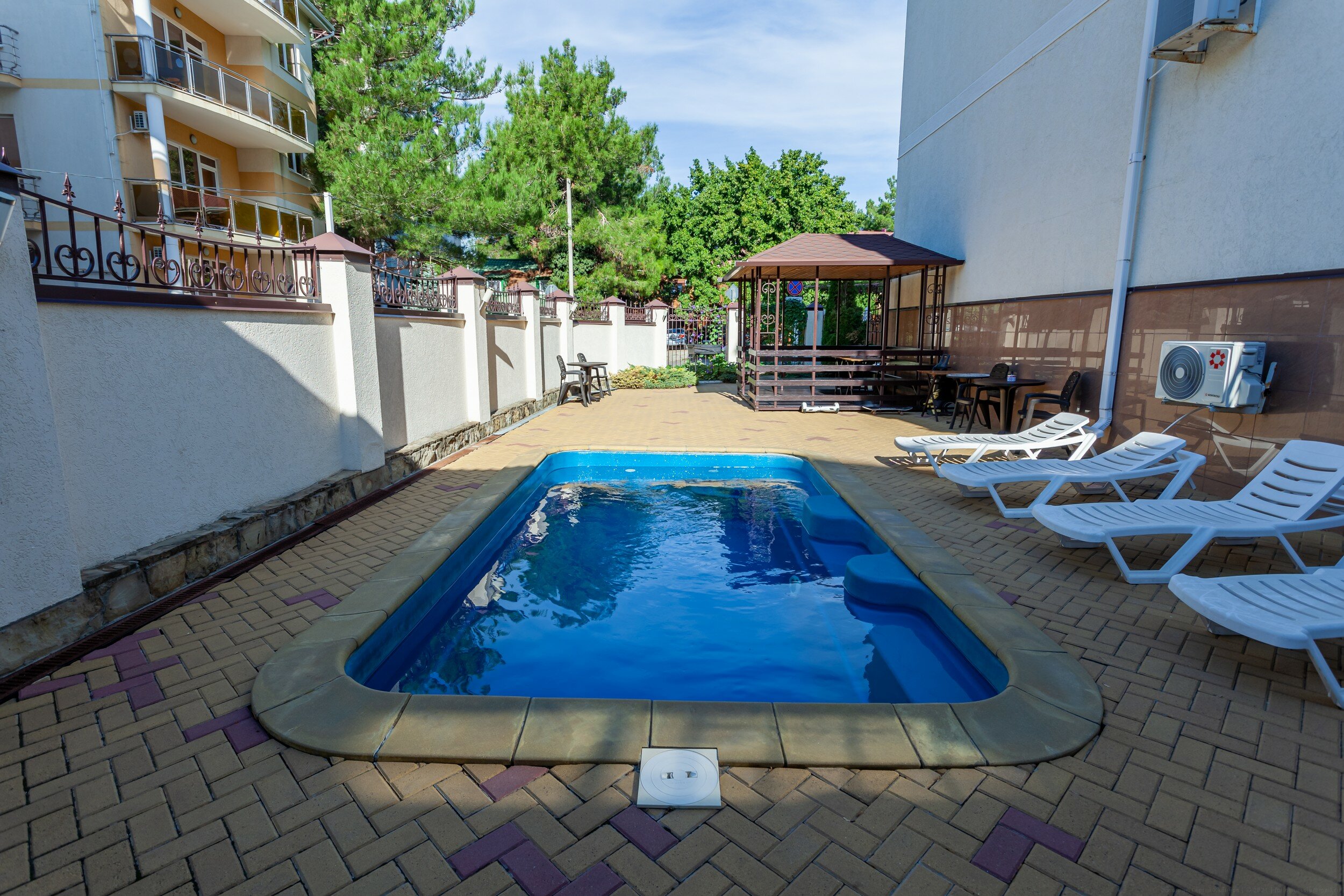 Фото отеля 3