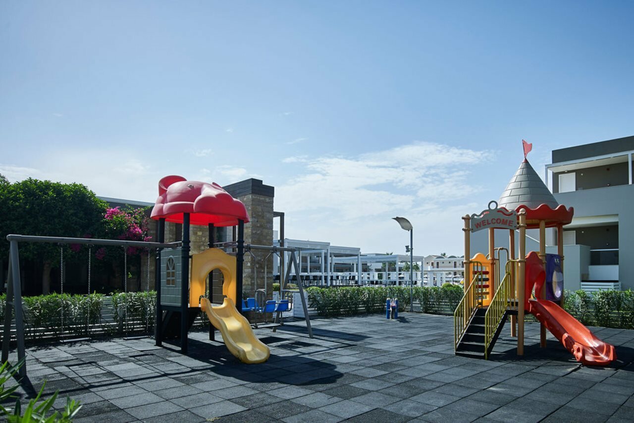 Фото Pelagos Suites Hotel & SPA