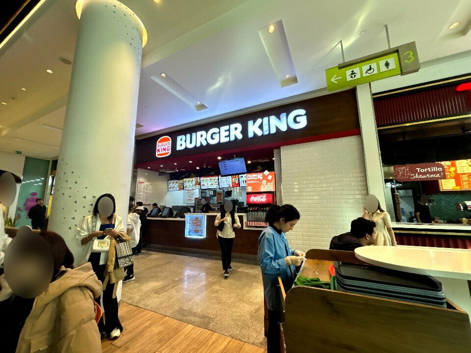 Fast food Burger King, Baku, photo