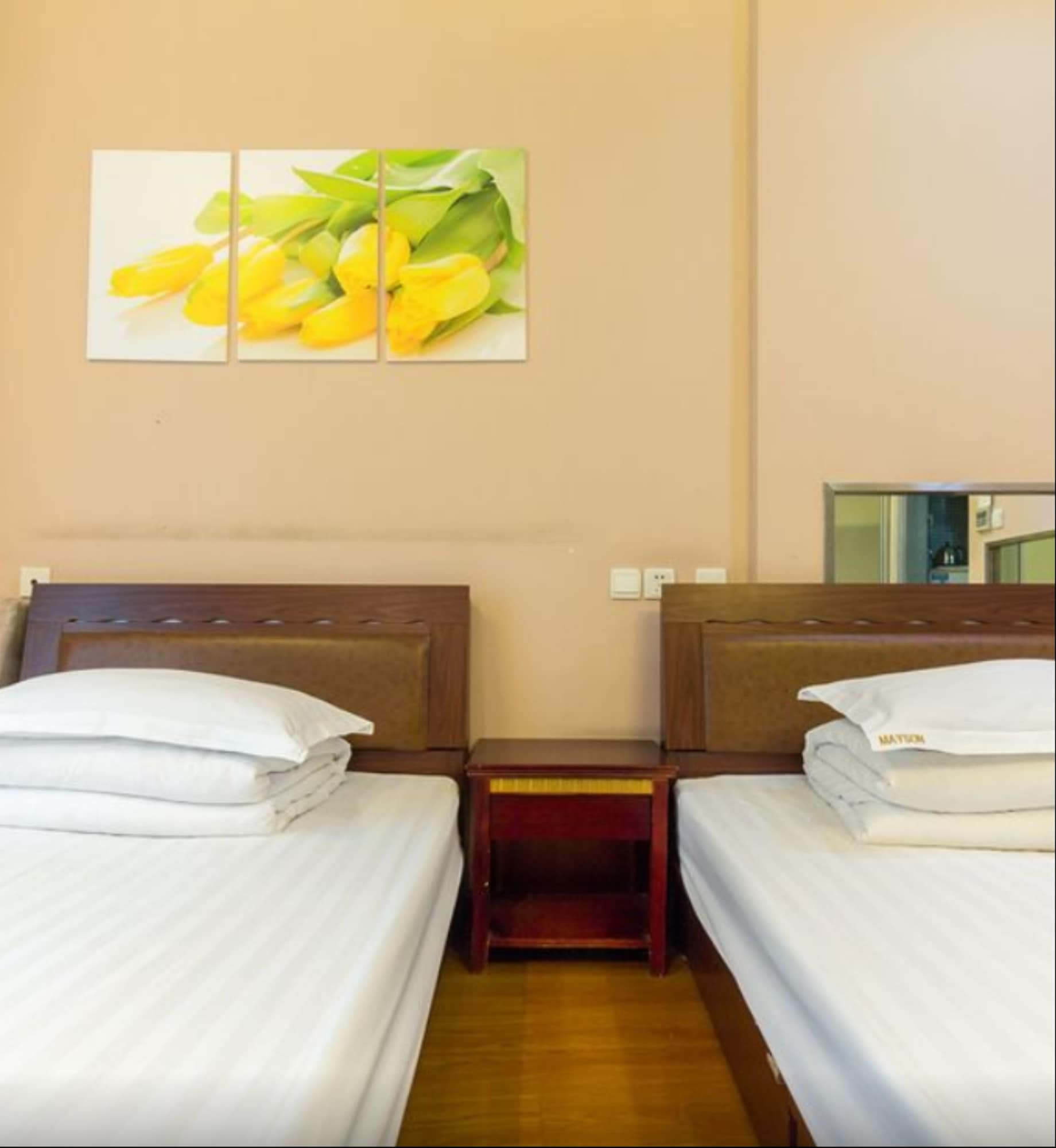 Фото Shanghai Yueyi Apartment Hotel