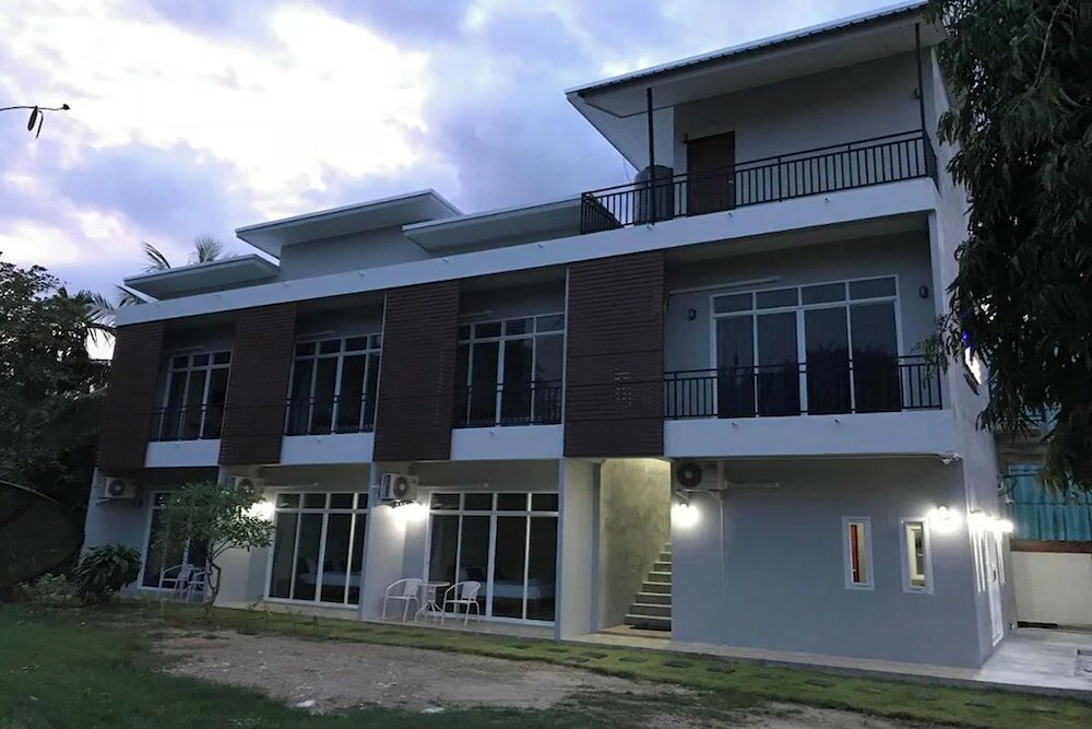 Фото Snooze Inn Phuket