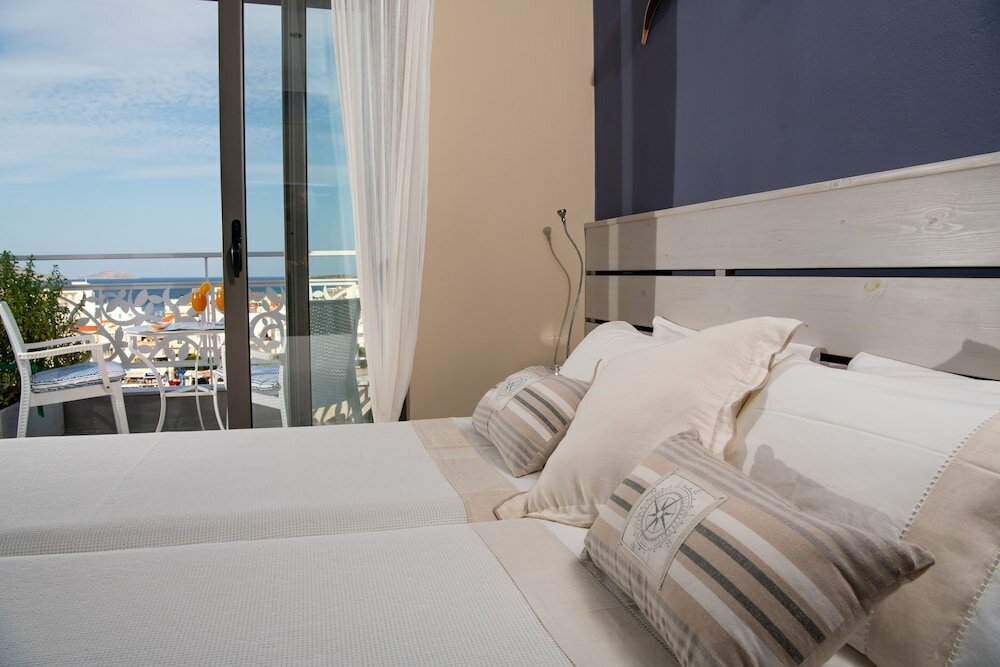 Фото Emerald Lake Studios