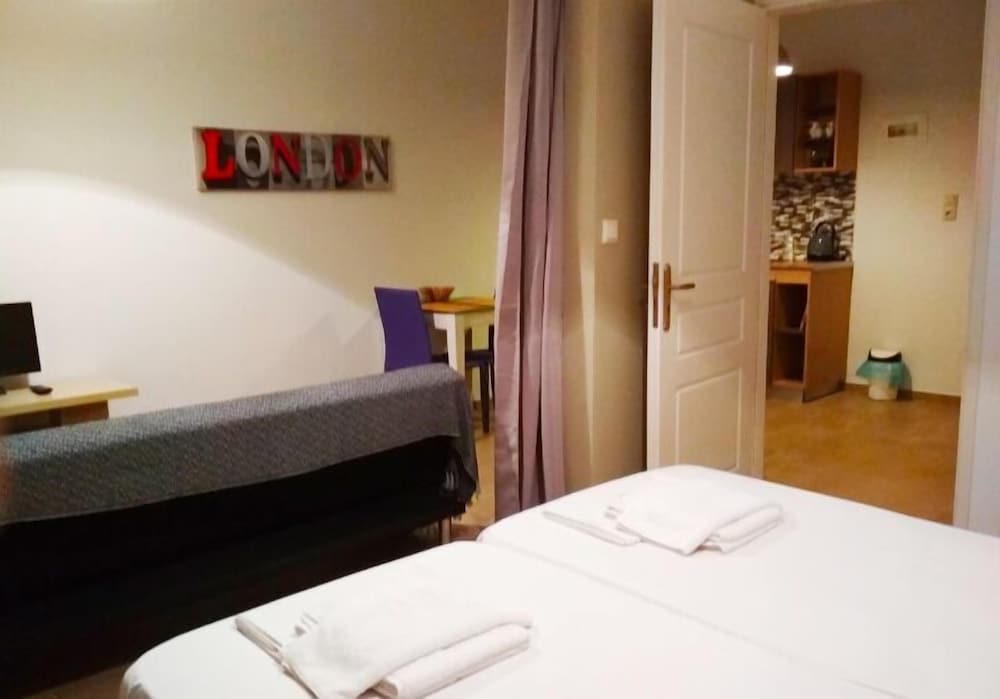 Фото Beloni Apartments and Studios