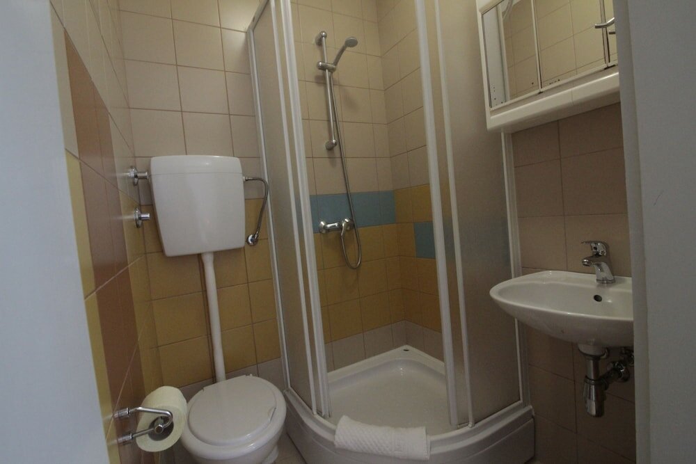 Фото Studios & Rooms Fiesta