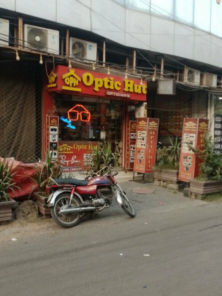 Opticial store Optic Hut Optician, Lahore, photo
