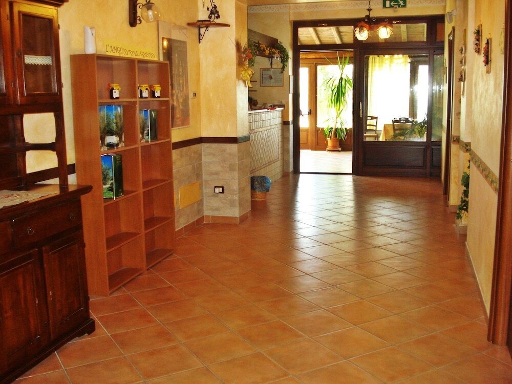 Фото Agriturismo Montigliano