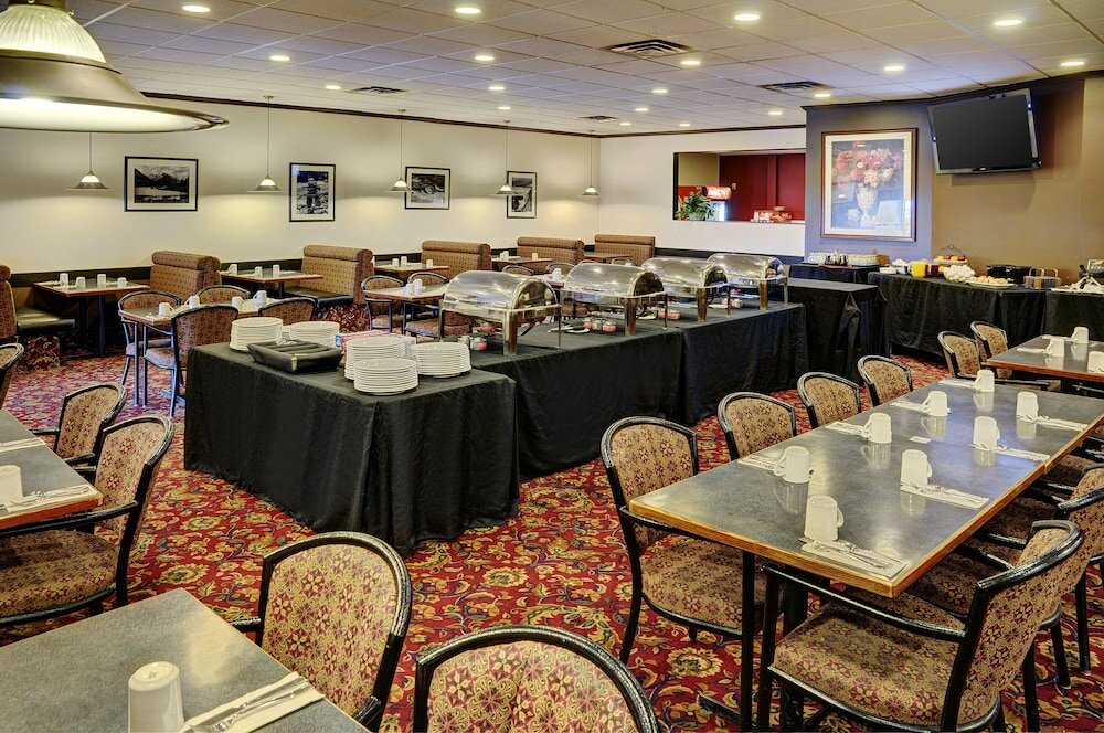 Фото Days Inn by Wyndham Drayton Valley