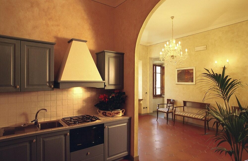Фото B&B Palazzo Al Torrione 2