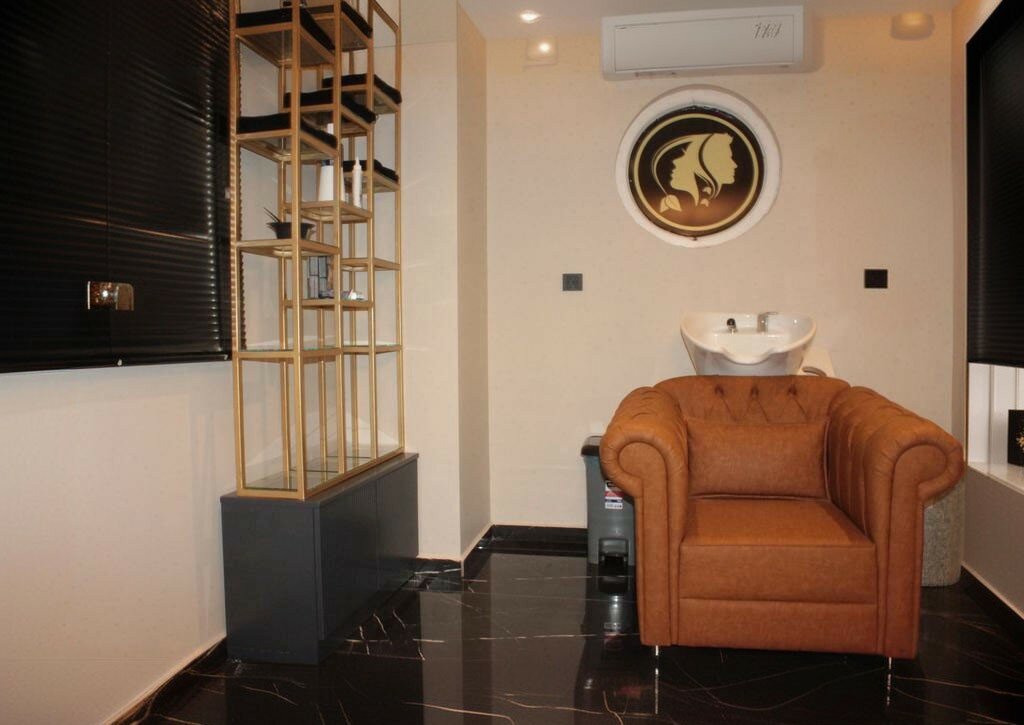 Ez Plus VIP Beauty Center