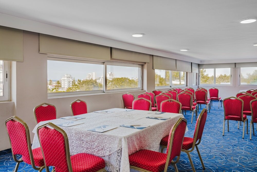 Фото Uptown Buyuk Anadolu Girne Hotel