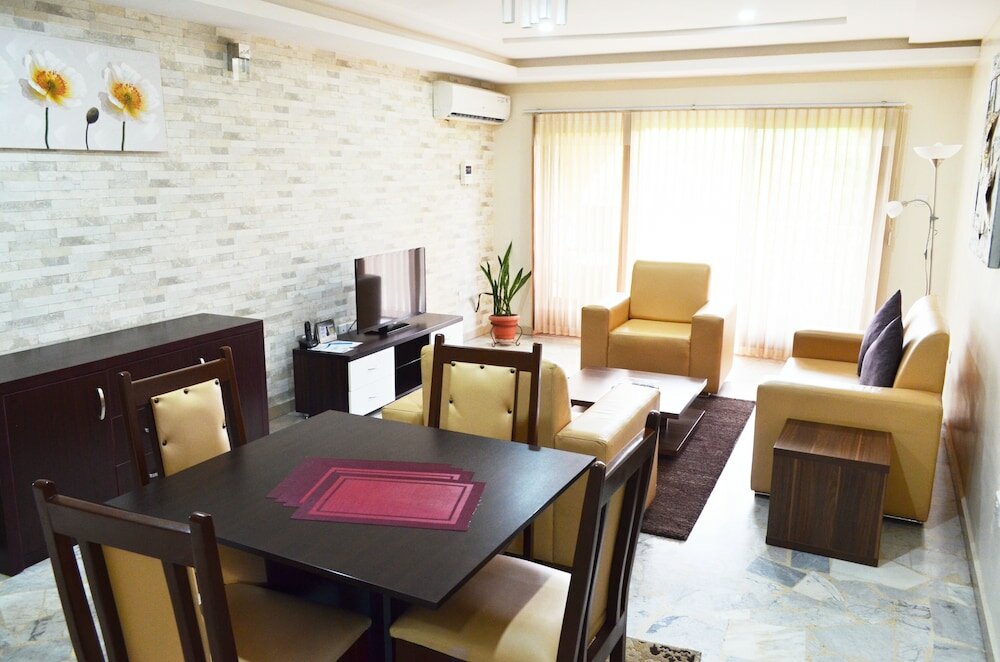 Фото Peniel Apartment Ltd