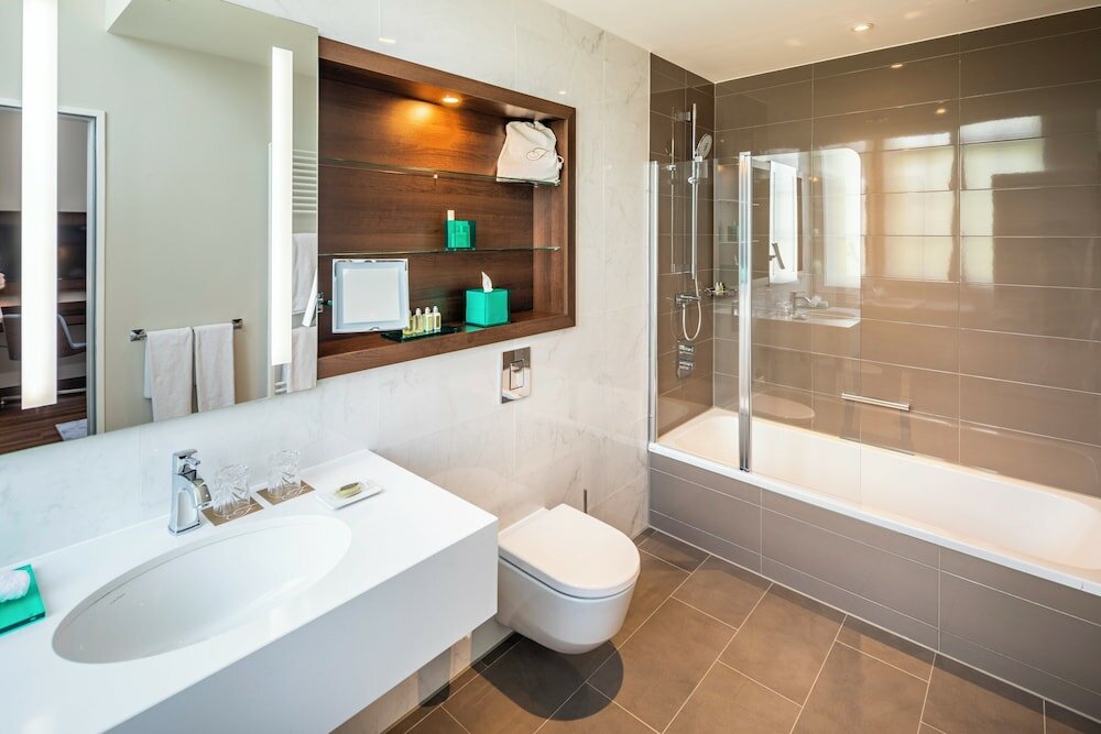 Фото Fraser Suites Hamburg